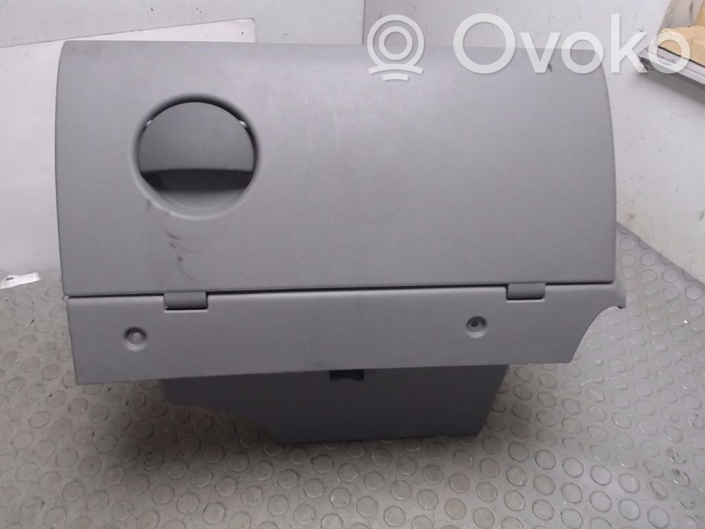 Opel Corsa C Juego guantera 