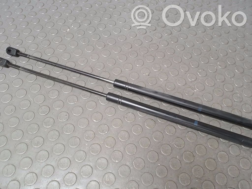Opel Corsa B Tailgate/trunk strut/damper 