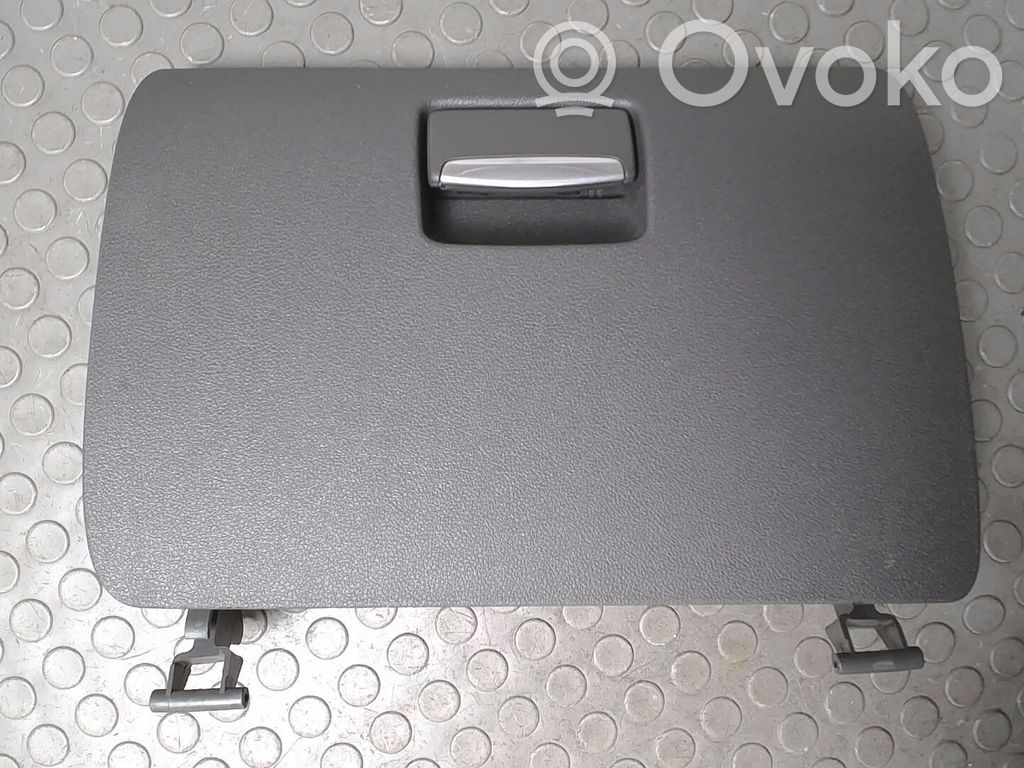 Ford Focus Glove box set 