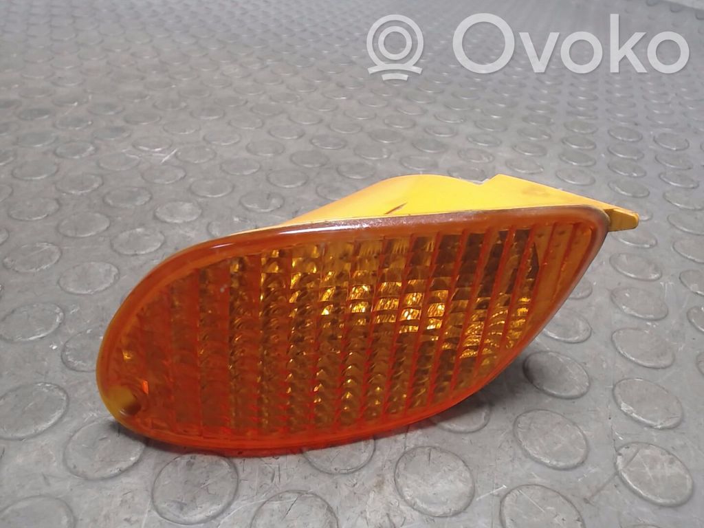 Ford Focus Front indicator light 