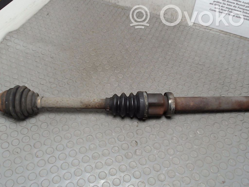 Ford Fiesta Półoś przednia 