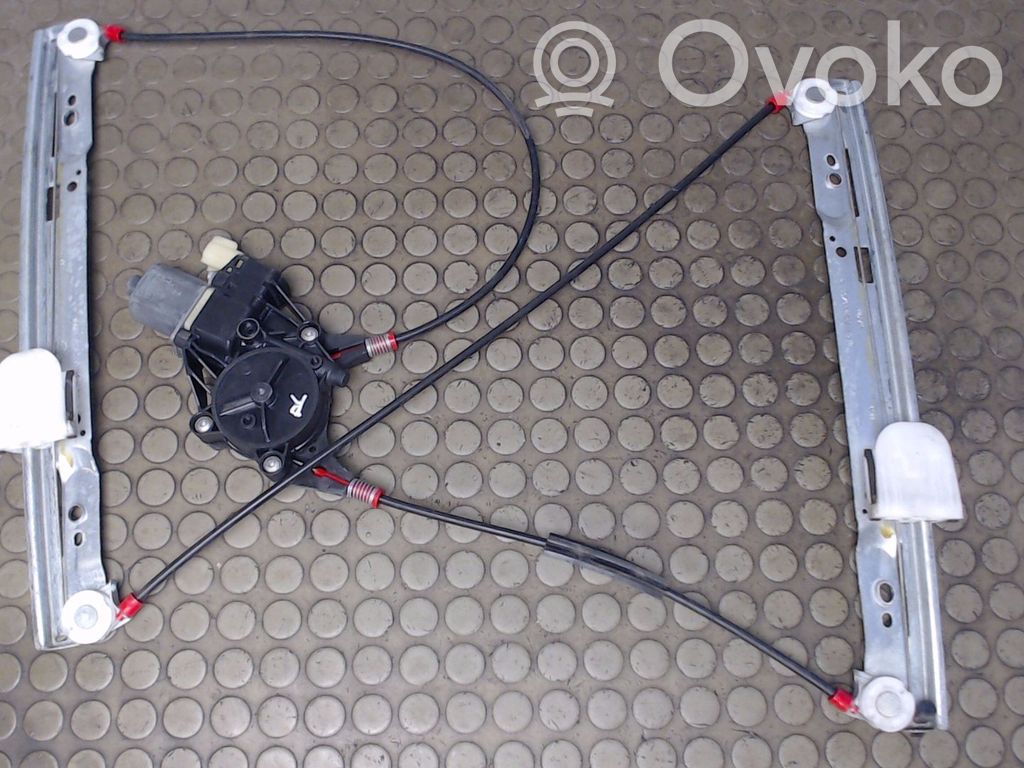 Ford Fiesta Mecanismo para subir la puerta delantera sin motor 