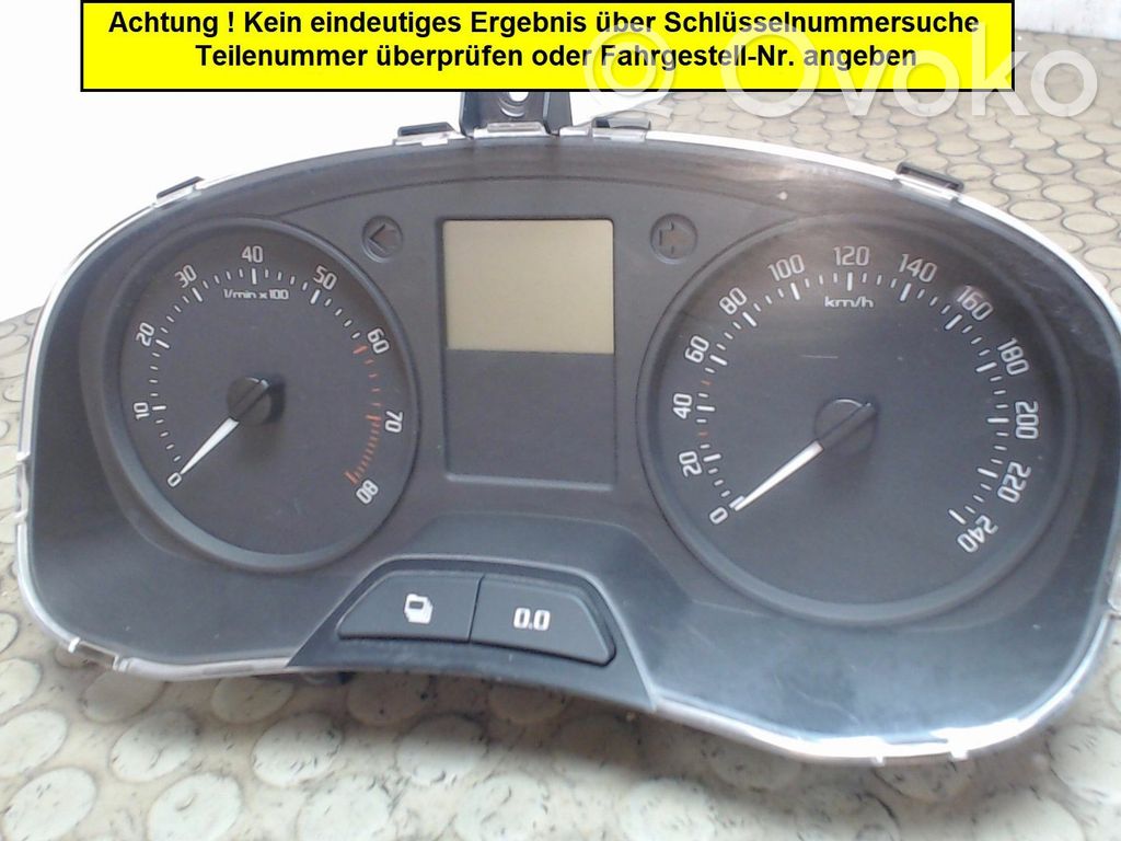 Mască ceasuri bord   5J0920800E,NICHTZUTREFFEND
