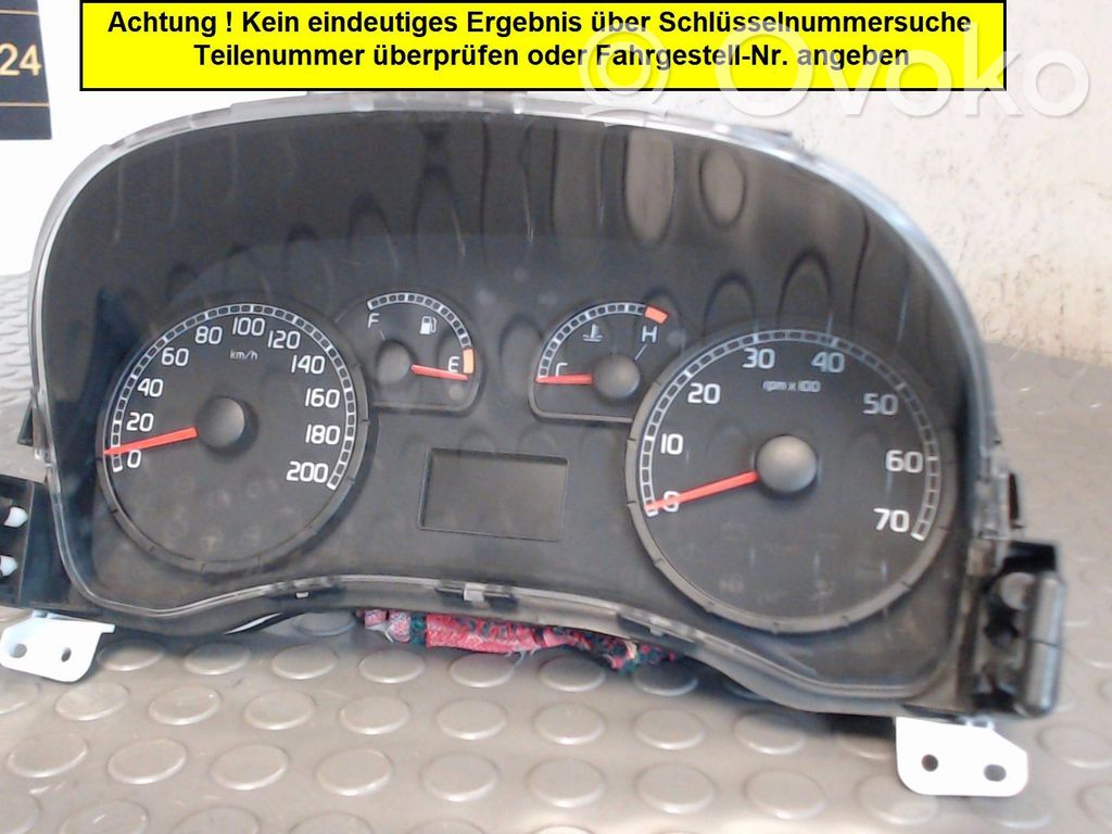 Fiat Punto (188) Cornice cruscotto 