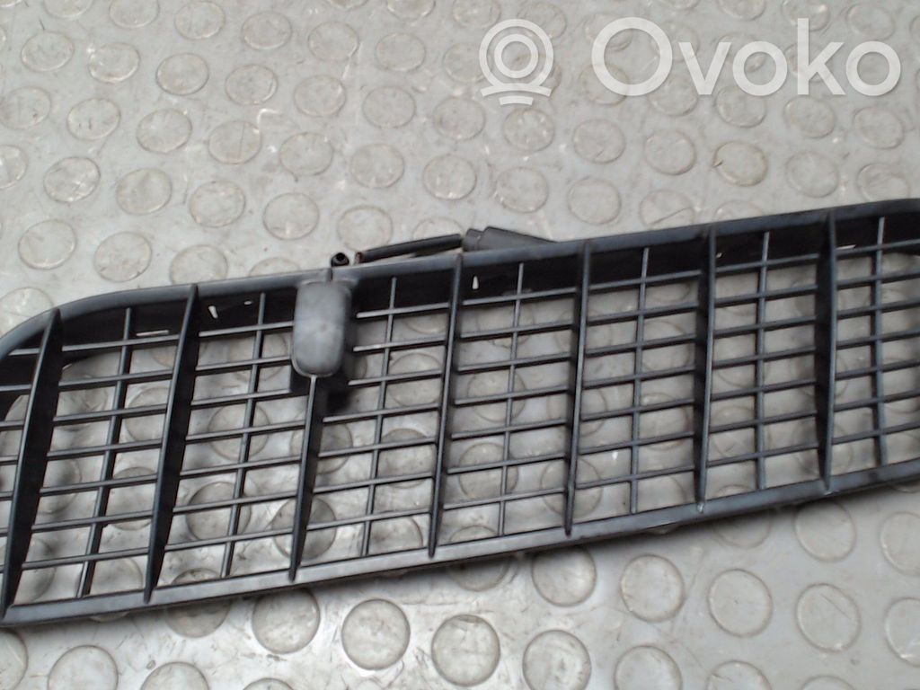 BMW X5 E53 Grilă capotă 