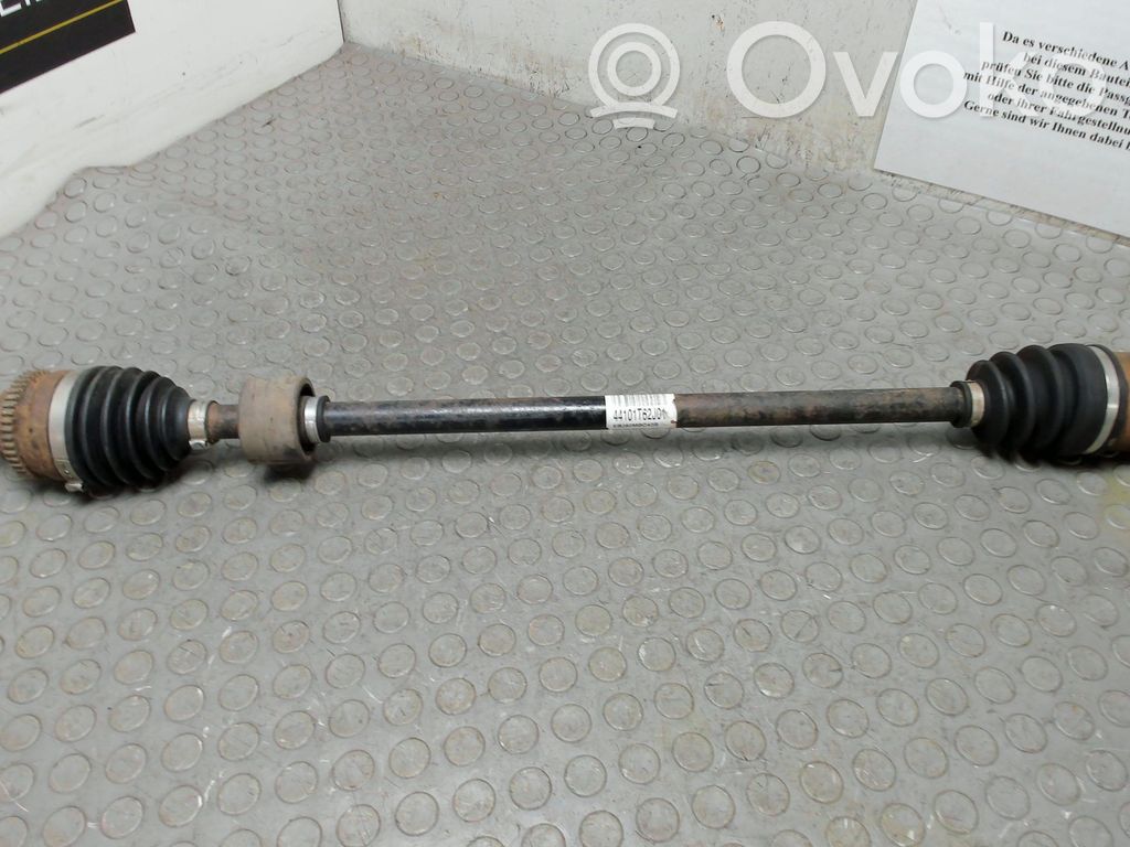 Suzuki Swift I Eje de transmisión delantero 
