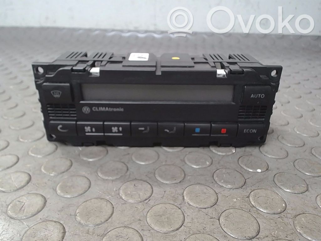Volkswagen PASSAT B5 Unitate control climatizare 