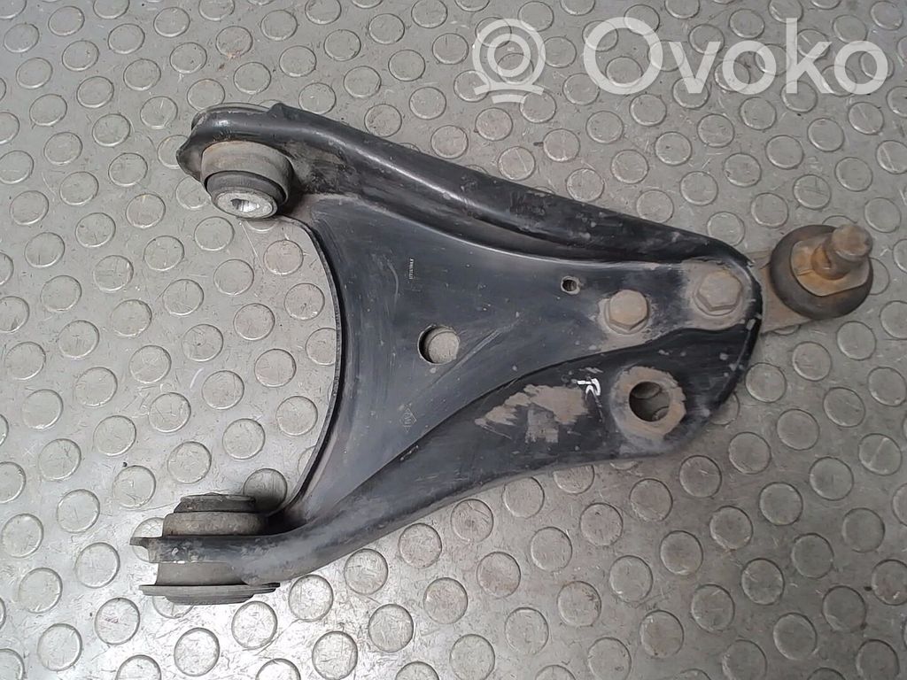 Renault Twingo II Querlenker Achsschenkel vorne 