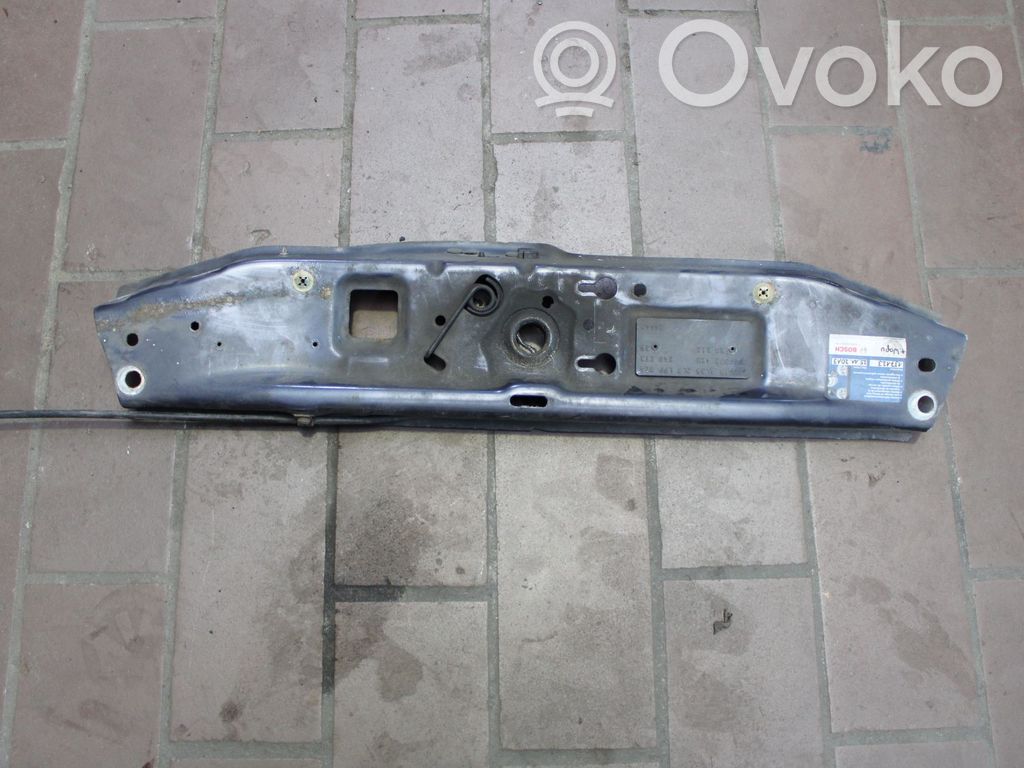 Opel Astra H Staffa del pannello di supporto del radiatore parte superiore 