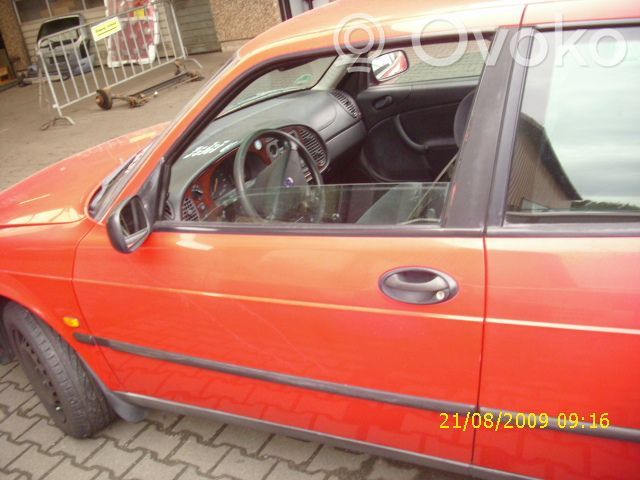 Saab 900 Durvis 
