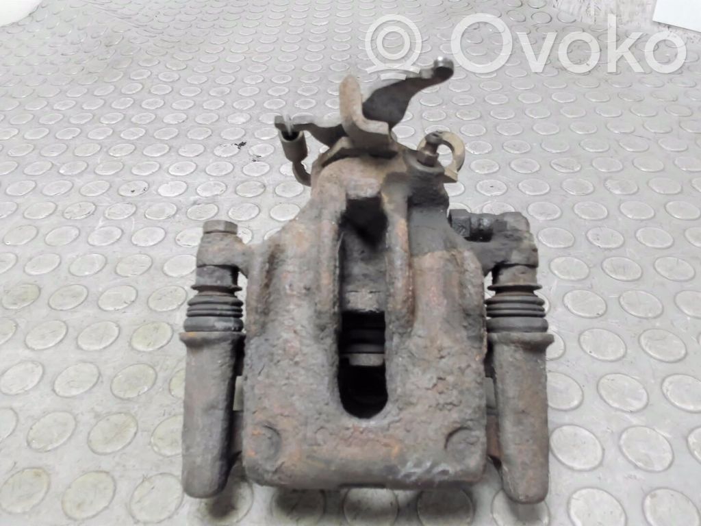 Ford Focus Задний суппорт 