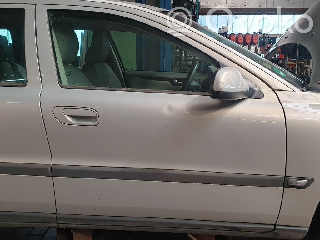 Volvo V70 Durvis 