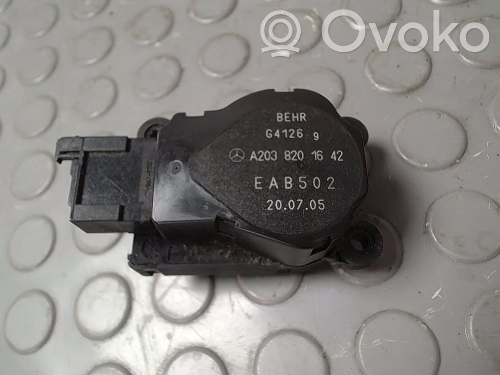 Mercedes-Benz E W211 Motor/activador trampilla de calefacción 