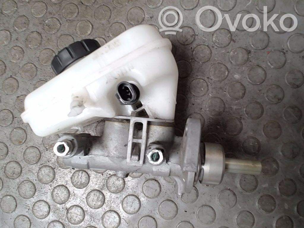 Opel Corsa C Pääjarrusylinteri 
