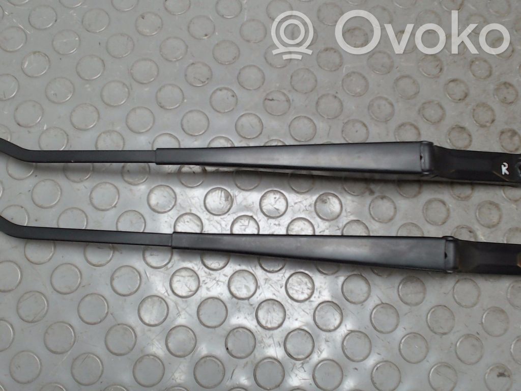 Seat Cordoba (6K) Brazo del limpiaparabrisas delantero 