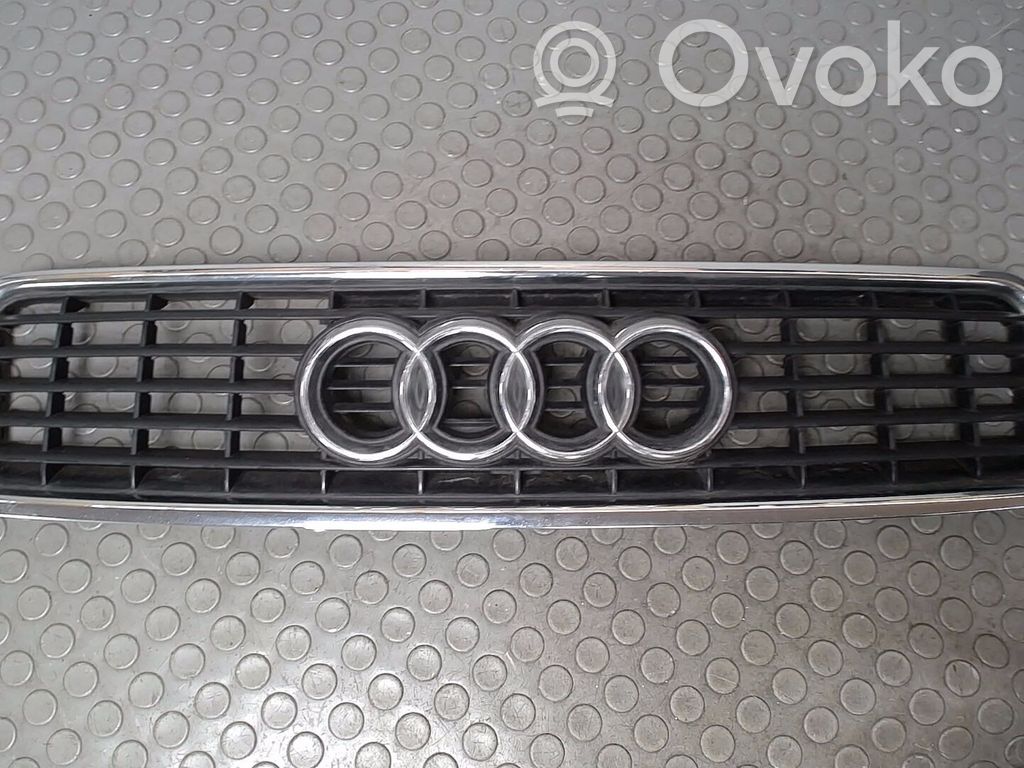 Audi A4 S4 B6 8E 8H Etusäleikkö 