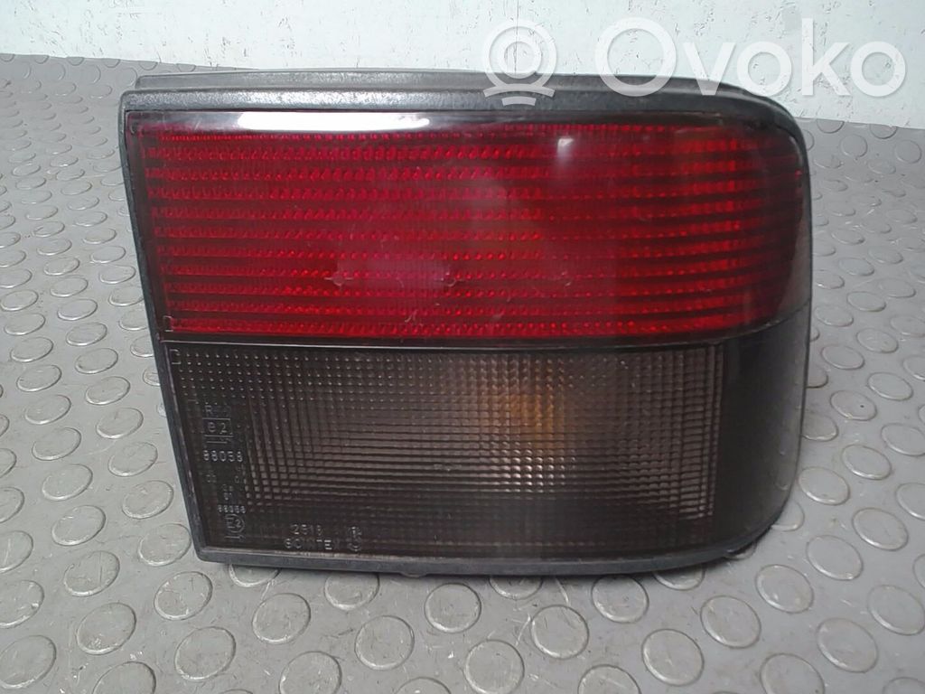 Renault 21 Feux arrière / postérieurs