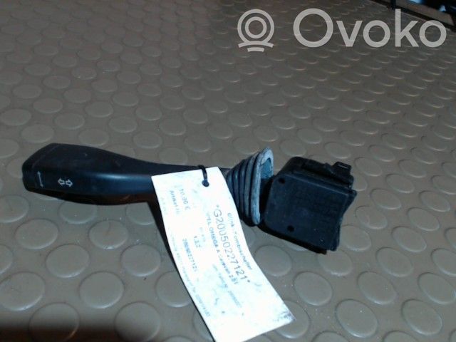 Opel Omega A Leva indicatori 