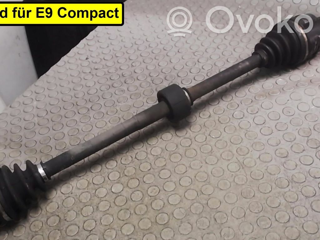 Toyota Corolla E80 Półoś przednia 