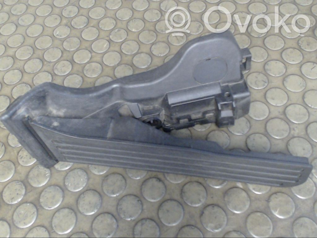 Volkswagen Golf V Pedală accelerație 