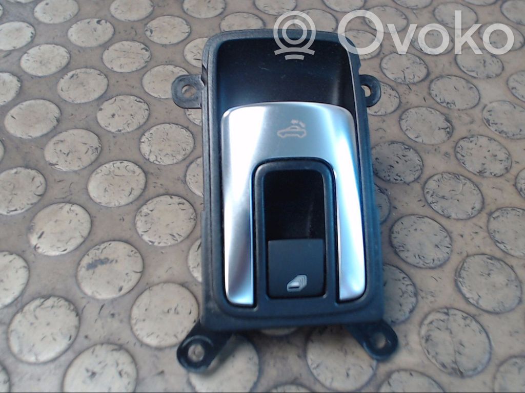 Volkswagen Golf VI Interruptor de encendido/apagado del motor 