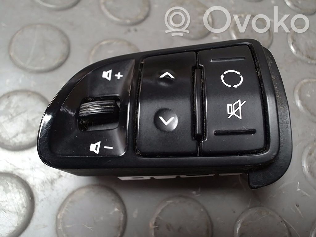 Other switches/knobs/shifts   967201H000