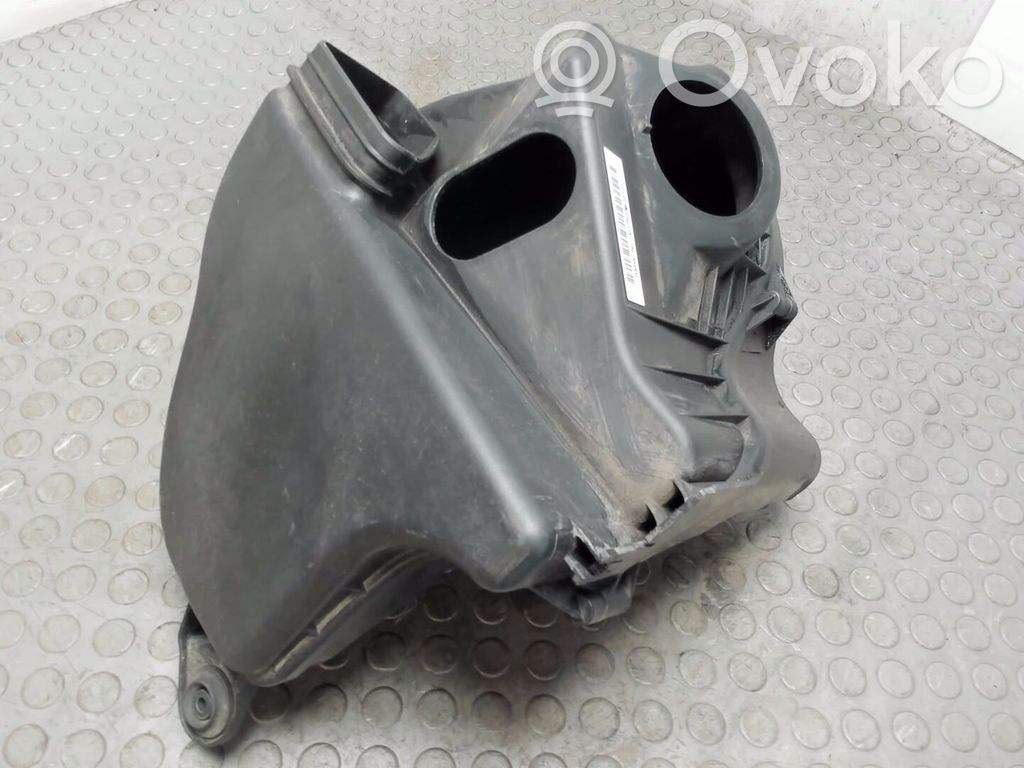 BMW 1 E81 E87 Air filter box 