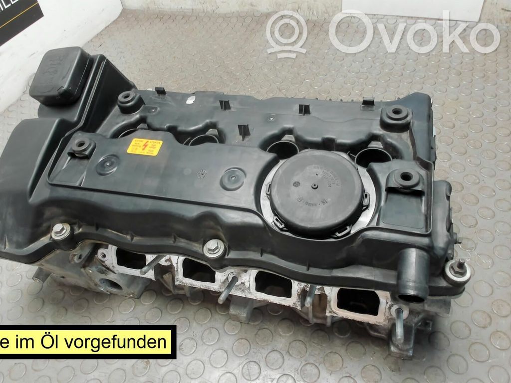 BMW 1 E81 E87 Engine head 