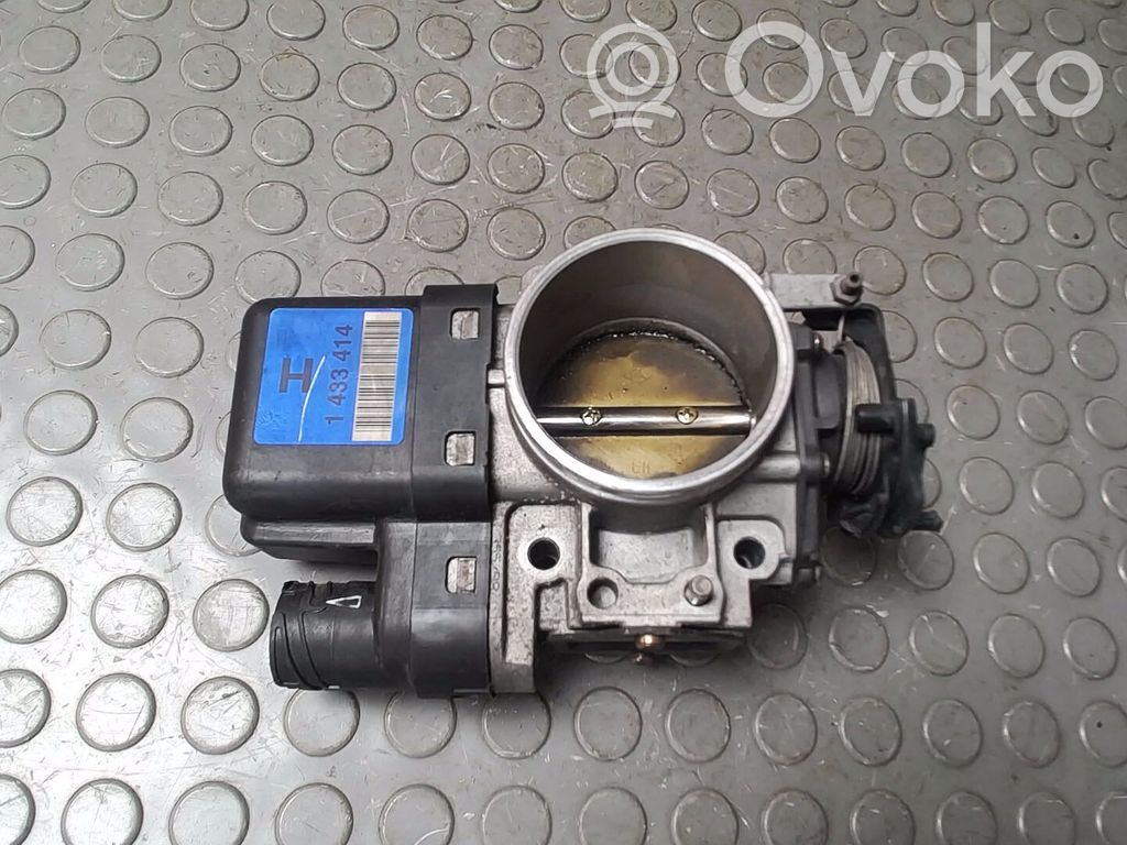 BMW 5 E39 Droselinė sklendė 