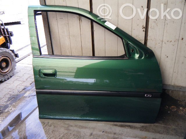 Opel Vectra B Puerta delantera 