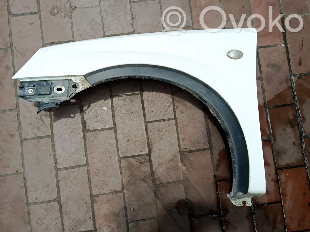 Opel Corsa C Sparnas 