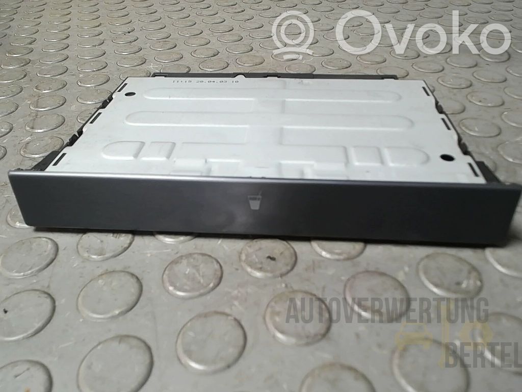 Volkswagen Golf IV Cup holder 