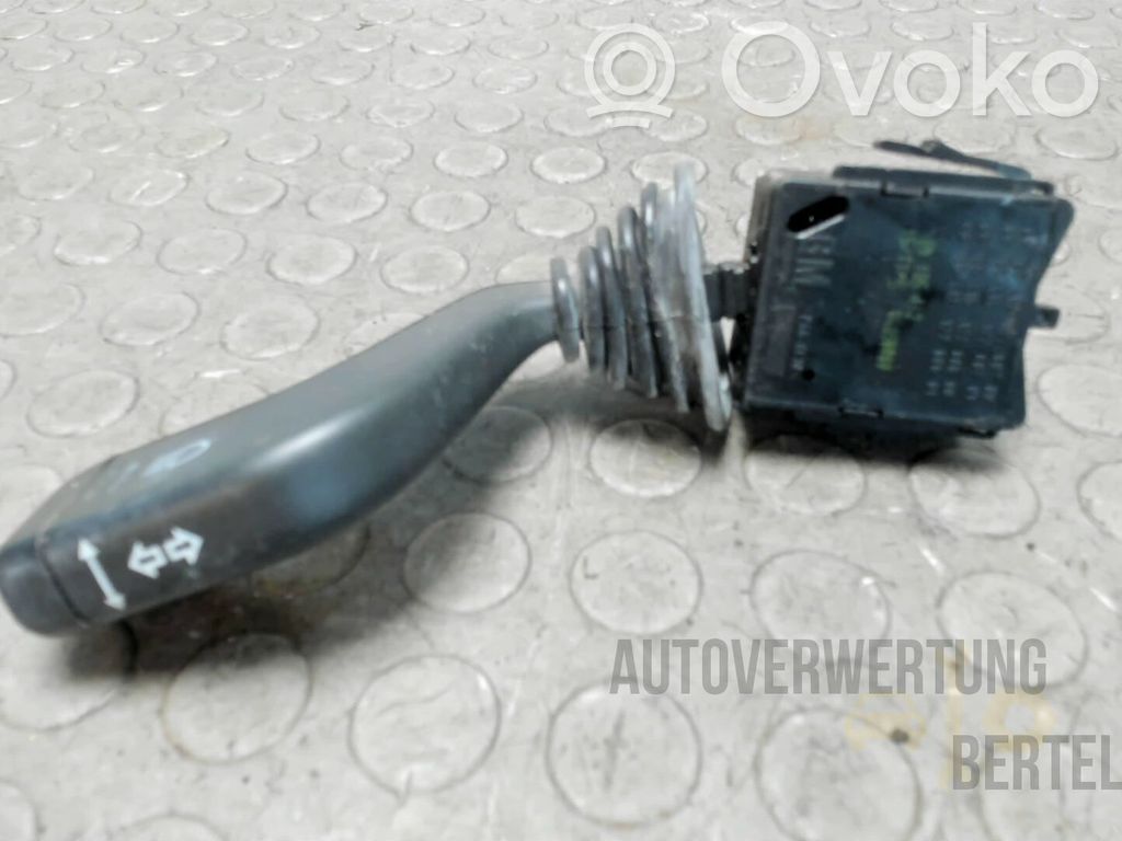 Opel Corsa C Manetă semnalizator 