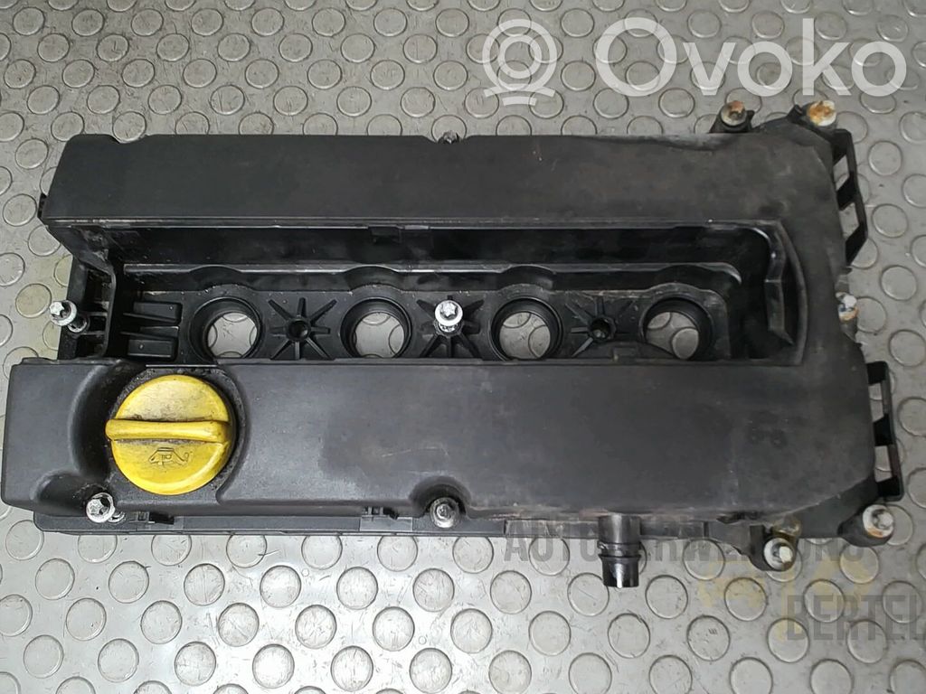 Opel Zafira B Capac culbutori 