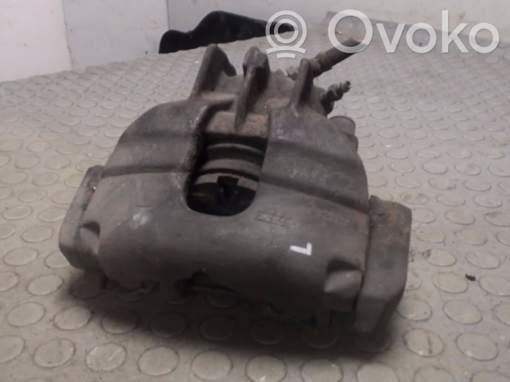 Caliper de freno delantero   0000