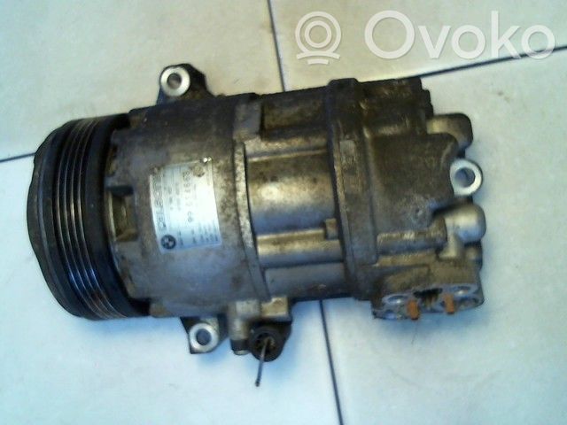 BMW 3 E46 Ilmastointilaitteen kompressorin pumppu (A/C) 