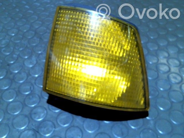BMW 7 E32 Kierunkowskaz przedni