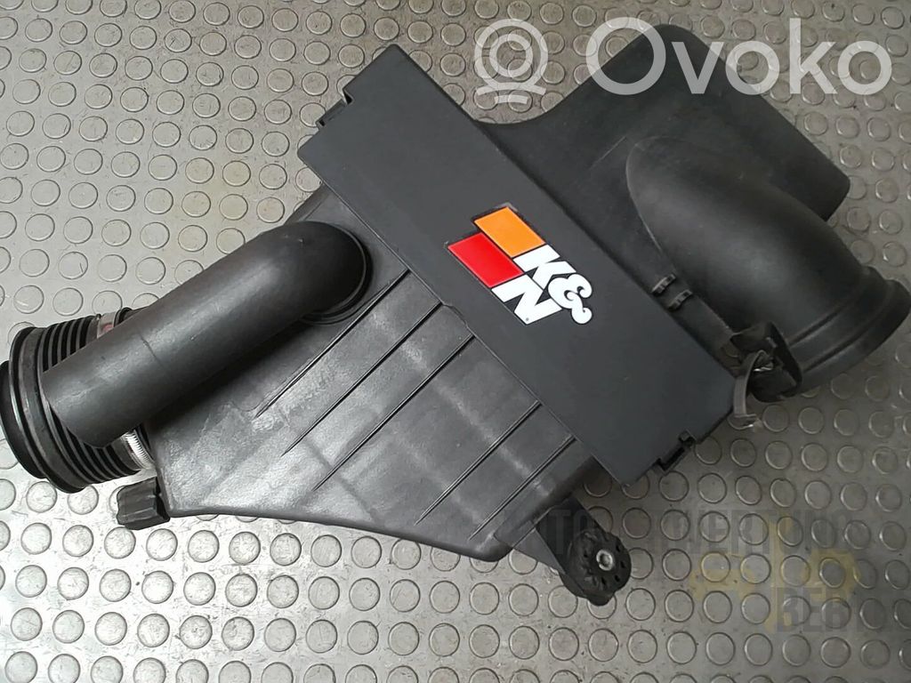 BMW 5 E39 Gaisa filtra kaste