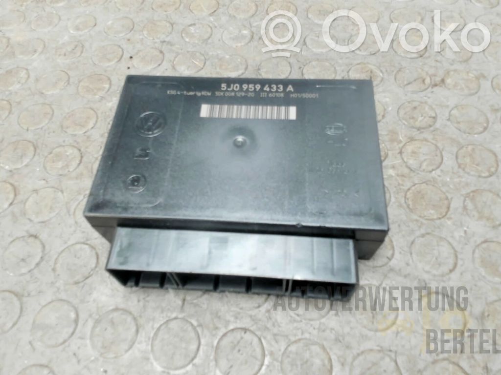 Skoda Roomster (5J) Unitate/modul de comandă închidere centralizată 