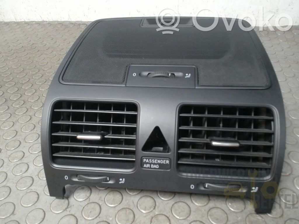 Volkswagen Golf VI Otros elementos de la consola central (túnel) 