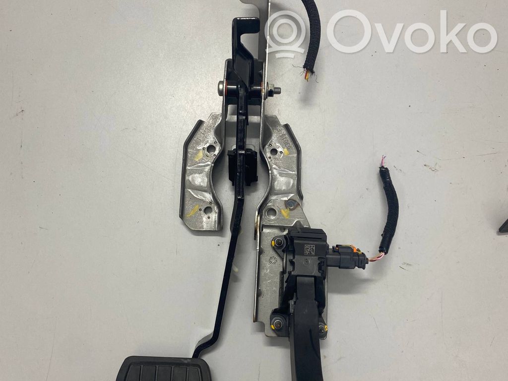 Peugeot 3008 II Pedal assembly 