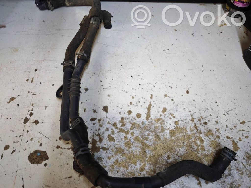 Skoda Superb B8 (3V) Engine coolant pipe/hose 