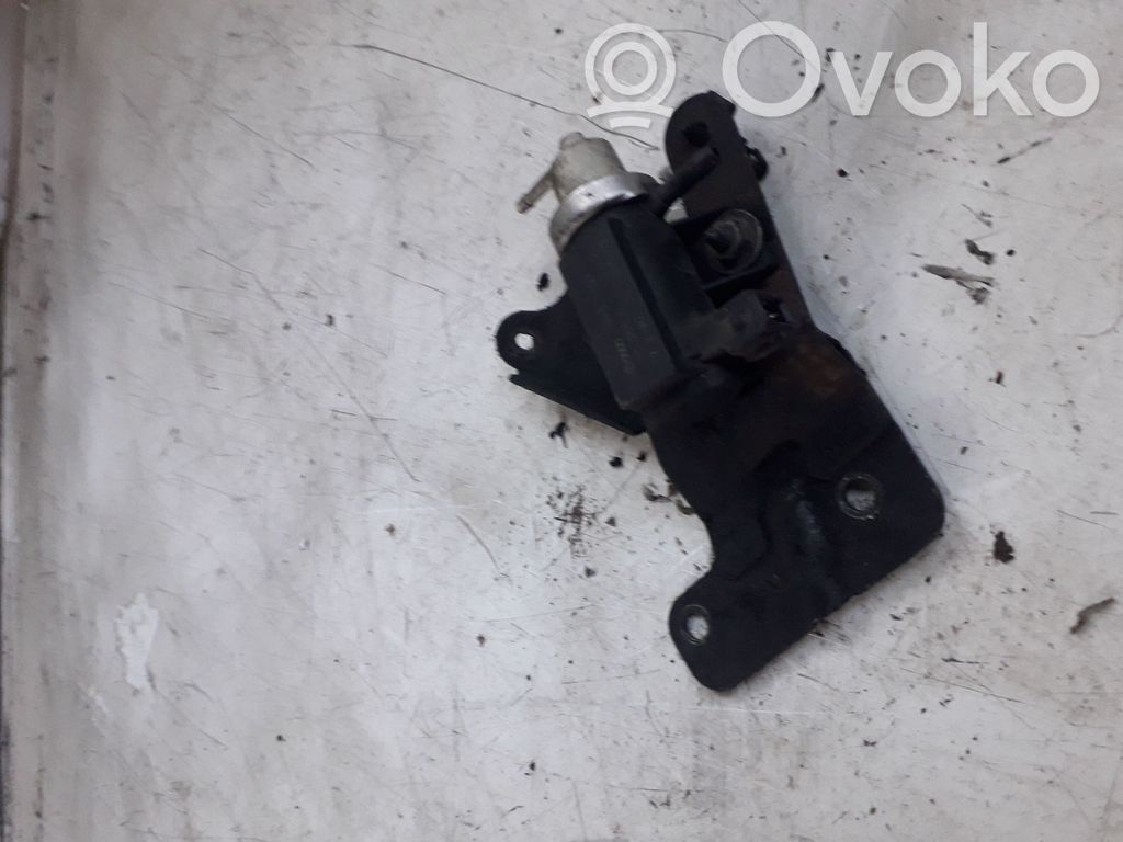 Volkswagen PASSAT B5 Solenoīda vārsts 