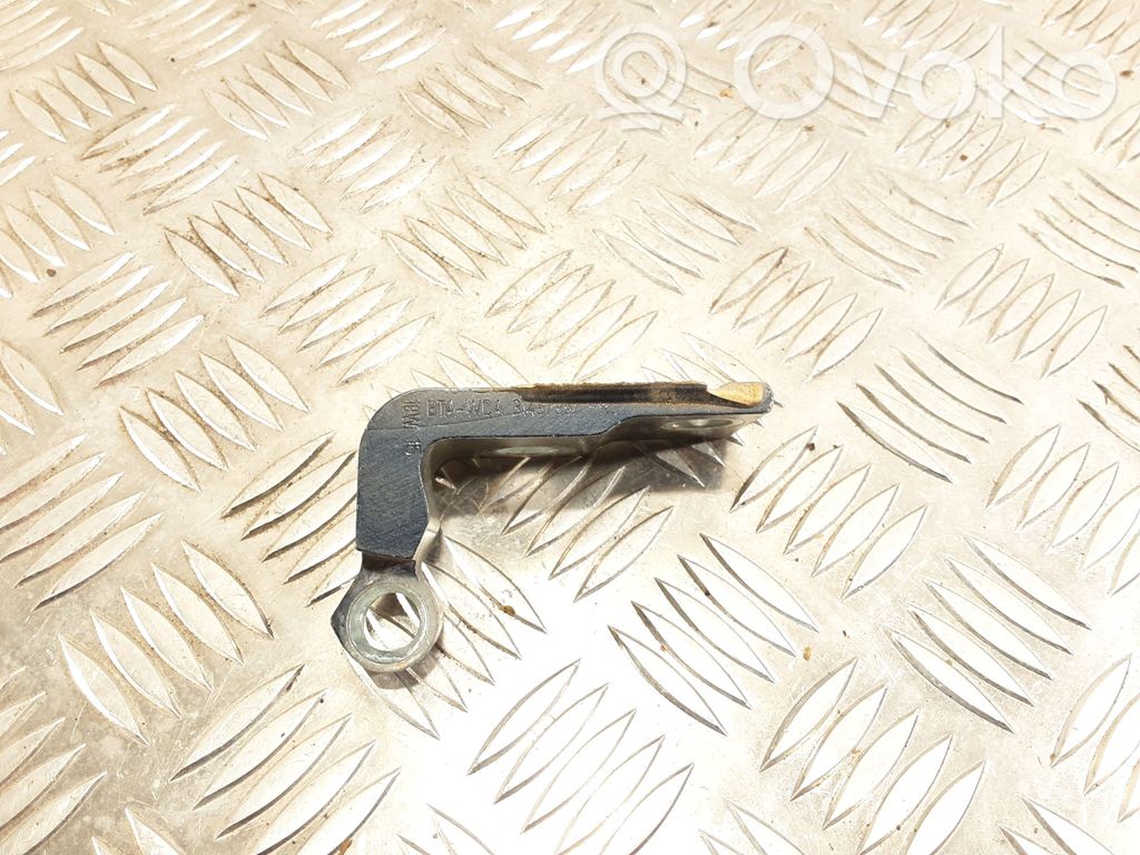 Volvo V60 Front door upper hinge 