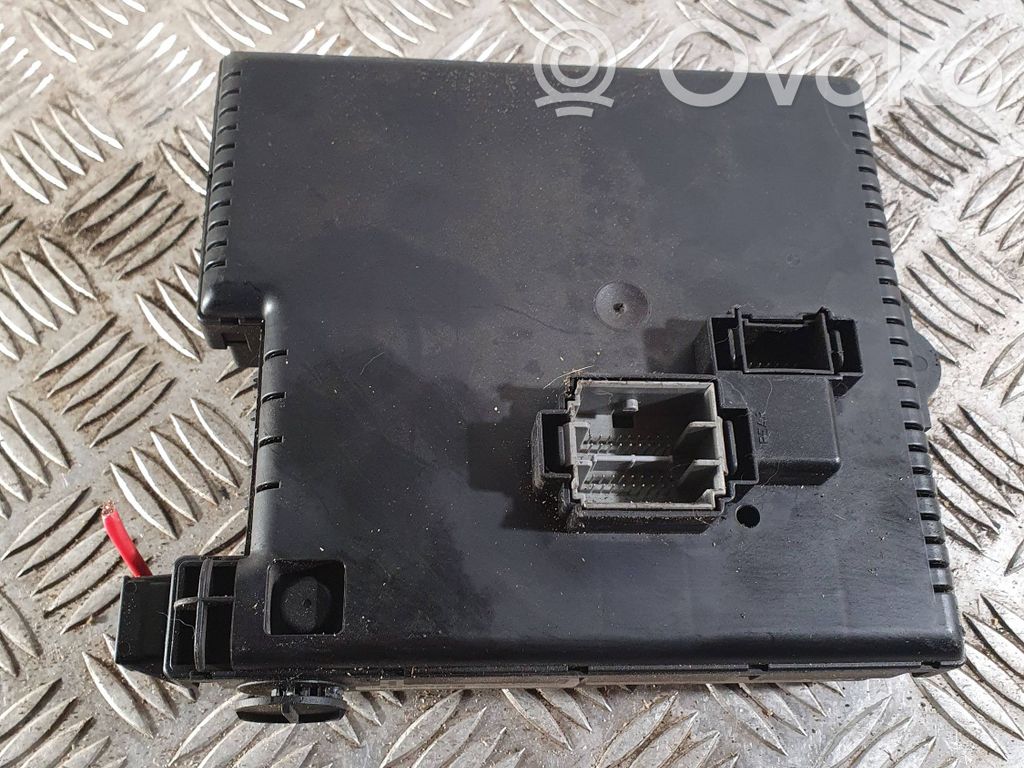Módulo de fusible   30786646,28080156