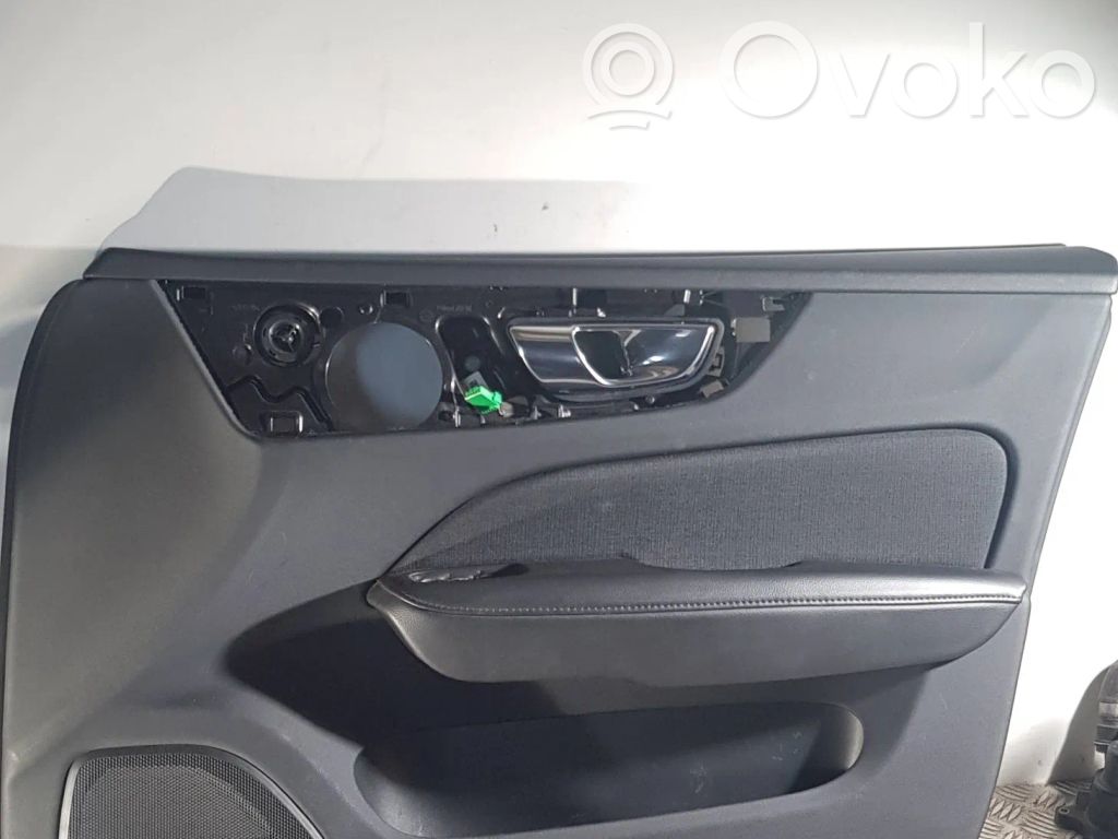 Volvo V60 Boczki / Poszycie drzwi przednich 