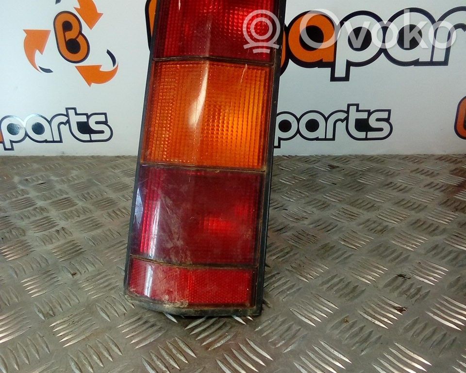 Renault Express Takaluukun takavalot 