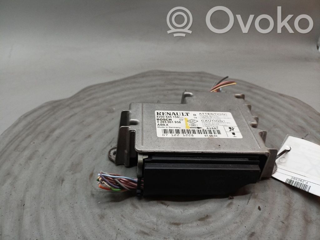 Turvatyynyn ohjainlaite/moduuli   8200645158,0285001958