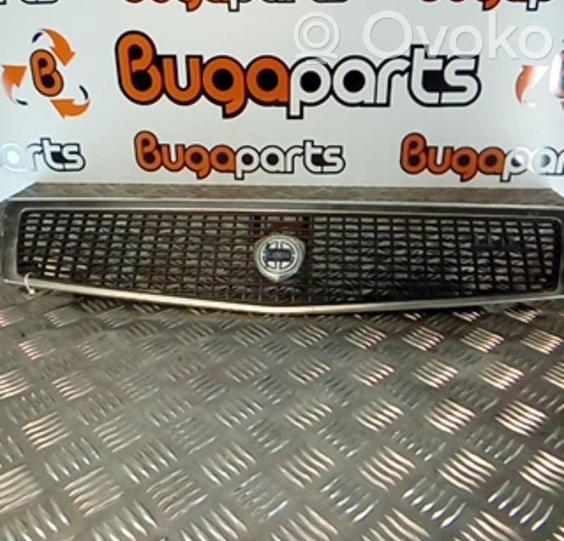 Priekšējais režģis   7715955