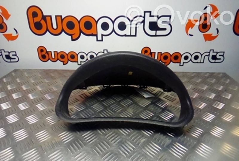 Peugeot 206 Moldura del panel 